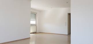 Der durchschnittliche kaufpreis für eine eigentumswohnung in singen (hohentwiel) liegt bei 3.441,77 €/m². 3 5 Zimmer Wohnung In Stadtnaher Lage Von Singen Mit Hohentwiel Blick Treptow Immobilien