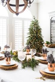 This Modern Farmhouse Christmas Dining Room Is Full Of Simple Classic Charm Wit Christmas Dining Room Decor Christmas Dining Room Farmhouse Dining Rooms Decor