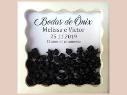 ¡ha llegado vuestro cuarto aniversario de boda, cuatro años de casados! Bodas De Seda Ou Onix 12 Anos De Casamento Decoracao E Mais
