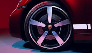 Gabungan nuklear dalam kes ini adalah dua atom hidrogen yang disatu menjadi satu atom helium. Apa Yang Menjadikan Roda Porsche Berbeza Daripada Kereta Lain Wang C Wang Rasmi No 1 Sumber Networth