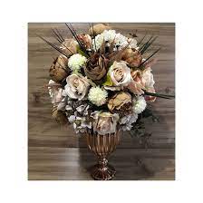 Kase tarzı geniş ağızlı kısa vazolar büyük el buketlerini sergilemek için ideal. Bakir Vazolu Nisan Ciceg Buyuk Boy Kaliteli Cicekler 400 Tl 3003