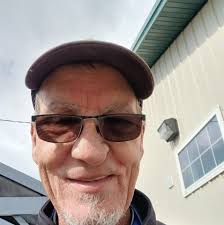 Why does my 2011 vehicle make a loud noise like lifters when started?