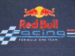 Aug 26, 2016 · red bull's logo isn't a bull. Bilderstrecke Die Entstehung Des Red Bull Racing Tops Stoffe Bemalen