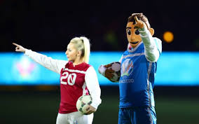 Skillzy, das offizielle maskottchen der uefa euro 2020. Fussball Em 2020 Alle Em Maskottchen Seit 1980 Von Pinocchio Bis Skillzy