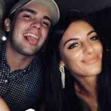 Mackenzie Daniels (@kenzdaniels123)