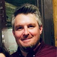 Lara Leone's Instagram, Twitter & Facebook