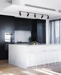 Sophisticated High End Kitchen Colour Palette Perfection Black White And Marble Blonde Floo Kitchen Decor Modern White Kitchen Design Modern Kitchen Design