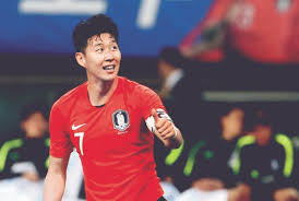 티전화 손흥민 테마 만들 때 사용한 이미지 몇 가지를 폰 배경화면 사이즈로 수정하였습니다. ì†í¥ë¯¼ ê°€ìž¥ ë§Žì´ ë›°ê³  ê°€ìž¥ ë©€ë¦¬ ì´ë™ í˜¹ì‚¬ ë§žë‹¤ ì¤'ì•™ì¼ë³´