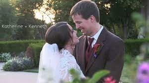 Very Sweet And Happy Couple With True Love S Kiss Their Beautiful Wedding Was Set At The Gorgeous Dominion Hous Wedding Videos Beautiful Weddings Happy Couple
