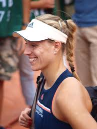 1,6 million d'euros (2,3 millions d'euros en 2019, soit une baisse de 30,43%) finaliste : Angelique Kerber Wikipedia