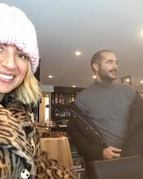 Check spelling or type a new query. Maria Hliakh O Syntrofos Anebase Thn Pio Omorfh Fwto Toys To Sxolio Ths Paroysiastrias Photos Gossip Tv Gr