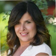 I am thrilled to announce that I will be returning to Hohokam as a part of  the Athletics organization for this upcoming season, as a Spring Training  Game Day Operations Intern! A