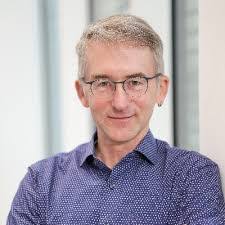 Denise Spoon's Instagram, Twitter & Facebook