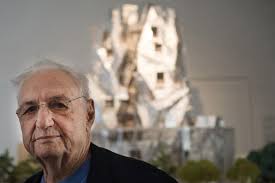 Sous les voiles de la Fondation, un poisson nommé Frank Gehry