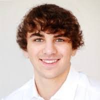 Christina Fabrizio's Instagram, Twitter & Facebook