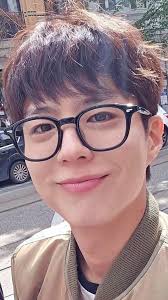 I want a ngga that wear glasses🤓 so when we argue i can slap them shts  Clean Off￼