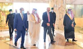 سلمان بن عبدالعزيز آل سعود(و. Ø®Ø§Ù„Ø¯ Ø¨Ù† Ø³Ù„Ù…Ø§Ù† Ù†ØªØ·Ù„Ø¹ Ø£Ù† ÙŠØ¹ÙˆØ¯ Ø§Ù„Ø¹Ø±Ø§Ù‚ Ø£Ø­Ø¯ Ø£Ø¹Ù…Ø¯Ø© Ø§Ù„Ø¹Ø±Ø¨ Ù‚ÙˆÙŠØ§ Ù†Ø§Ù‡Ø¶Ø§ Ø£Ø®Ø¨Ø§Ø± Ø§Ù„Ø³Ø¹ÙˆØ¯ÙŠØ© ØµØ­ÙŠÙØ© Ø¹ÙƒØ§Ø¸