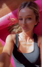 She Fell Asleep On My 🤩