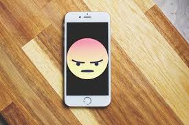 For example, cutting two hours and 30 minutes down to two hours by next week will be a much more achievable baby step than aiming to cut screen time down to 30 minutes). How To Spend Less Time On Social Media Quit One Bit At A Time No Majesty
