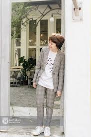 Nước mắt của gà trống) là một bộ phim truyền hình được thực hiện bởi trung tâm sản xuất phim truyền hình việt nam, đài truyền hình việt nam do nguyễn danh dũng làm đạo diễn. Báº£o Han Cá»§a Vá» Nha Ä'i Con Ä'i Ä'au CÅ©ng Bá»‹ Báº£o Giá»'ng Tien Tien Ä'áº¿n Tien Cookie Toi Ráº¥t Ghet Bá»‹ So Sanh Háº­u TrÆ°á»ng Phim Viá»‡t Giáº£i Tri