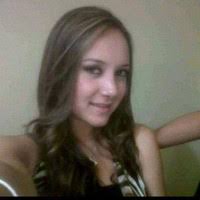 Angie Dahik Pazmiño