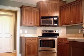 fabulous backsplash with oak cabinets