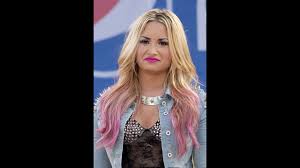 From bella hadid's highlights to demi lovato's pink pixie, these are. Demi Lovato Hairstyle Short Long 2021 New Short Haircut Youtube