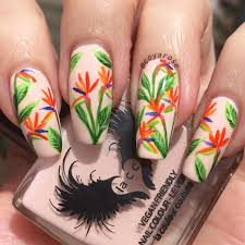 Birds Of Paradise On A Light Creamy Pink From Laccbeauty In 1992 I M Loving How These Tropical Flowers Tropical Flower Nails Flower Nails Nail Drawing