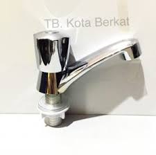 Kran wastafel kami juga memiliki aerator yang menggabungkan air dan udara sehingga anda dapat menghemat air hingga 50% tanpa menyadari adanya perbedaan pada tekanan air. Kran Air Toko Kota Berkat