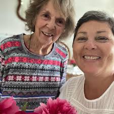 Crystal Sutherland (@cryssutherland) • Instagram photos and videos