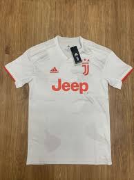 Once again firmly established as the top dogs in italian football, juventus are undoubtedly among football's global elite. Adidas Juventus Away 2019 20 Men S Jersey Size S For Sale Online Ebay