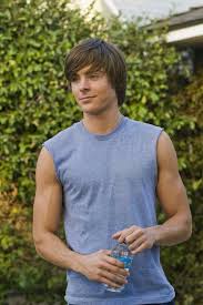 He's had to reassess, reinvent, and face the challenges of the fickle entertainment industry with a renewed zeal when trends come and go. Young Zac Zac Efron Pictures Zac Efron 17 Again Zac Efron Wallpaper