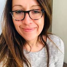 Hello, Colorado Threads! My name is Dana Meyers, I live in Denver, I host  the morning show