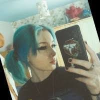 Natalie Cullen's Instagram, Twitter & Facebook