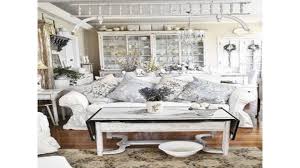 Wohnen im shabby chic heißt wohnen mit vintage möbeln. Shabby Chic Wohnzimmer Ideen Youtube