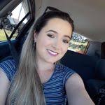 Yvonne Alves's Instagram, Twitter & Facebook