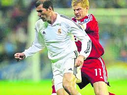 Последние твиты от zinedine zidane (@zidaneofficial_). Stefan Effenberg So Flexibel Wie Ancelotti War Guardiola Nicht Fc Bayern