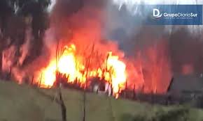 Se presume que una falla eléctrica habría sido el detonante del fuego. Ahora Incendio Destruyo Vivienda En Zona Cordillerana De Futrono Diario De Futrono
