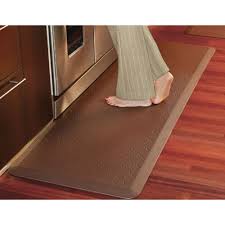 Average rating perform many tasks around the home or office with the sultan linens 18 x 30 comfort kitchen mat. The Chef S Fatigue Relieving Floor Mat Hammacher Schlemmer Kitchen Mat Flooring Floor Mats