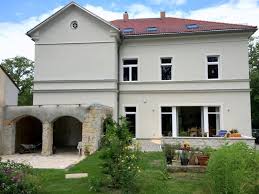 Erdgeschosswohnung mieten in pulsnitz, mit stellplatz, 75 m² wohnfläche, 3 zimmer. Mehrfamilienhauser Bau Roth