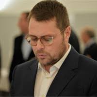 500+ profile według frazy „Roberto Ventura”