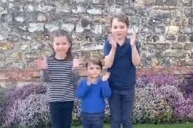 Dziś okazuje się, że znana jest nawet płeć dziecka księżnej. Dzieci Ksiecia Williama I Ksieznej Kate Dziekuja Lekarzom Urocze Nagranie Natemat Pl