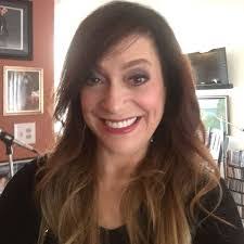 Betsy Hammer's Instagram, Twitter & Facebook