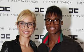 Celebrities weddings 2017(106 person items). Luciana Abreu Exige Indemnizacao A Yannick Djalo A Cantora Acusa O Futebolista De Nao Cumprir Com As Obrigacoes De Pai Vip Pt