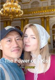 Kiss Kiss Full Video Russian