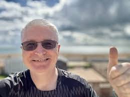 Jason Brindle's Instagram, Twitter & Facebook