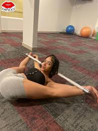 Nixthenymph  Phoenix Desire  itsyamixedbaby2  omgitsnixthenymph Слив  голых фото Фото 2 - Fapexy!