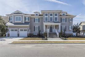 339 104th St Stone Harbor Nj 08247 Mls 165774 Zillow Waterfront Homes Stone Harbor Beachfront Cottage