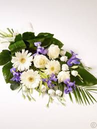 Make an international flower delivery today and send flowers worldwide with floraqueen's service to over 100 countries. International Flower Delivery From The Flower Basket Florist Stourbridge Flowers Delivered Everywhere In The World Send Flowers Internationally With Flowers Stourbridge Flowers Stourbridge