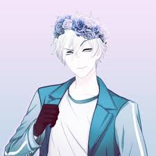 2) whatever is coming next for moonlight lovers, we can't commit to 4) there is still problem with ivan 8 and 9 and a bug in aaron 9. Team Aaron Moonlight Lovers Amino